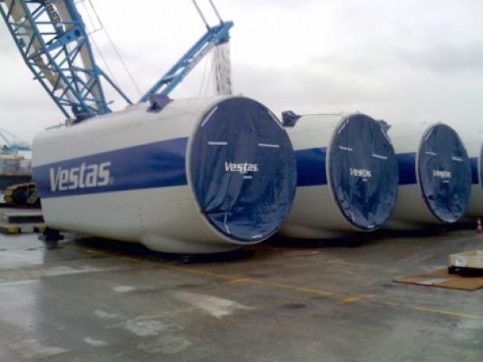 Vestas face 36 de turbine parcului eolian Crucea